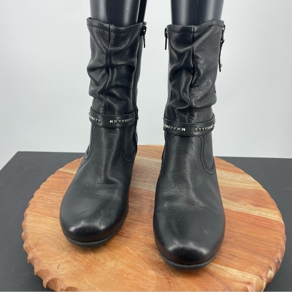 Abeo Marsha Leather Bootie Black studded Sz 7 Narrow - Picture 2 of 7